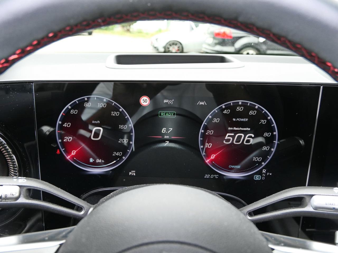 Mercedes-Benz GLB 350 4MATIC mit EQ Technologie Distronic