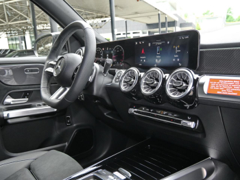 Mercedes-Benz GLB 180 d AMG Night Distronic Kamera Easy-Pack