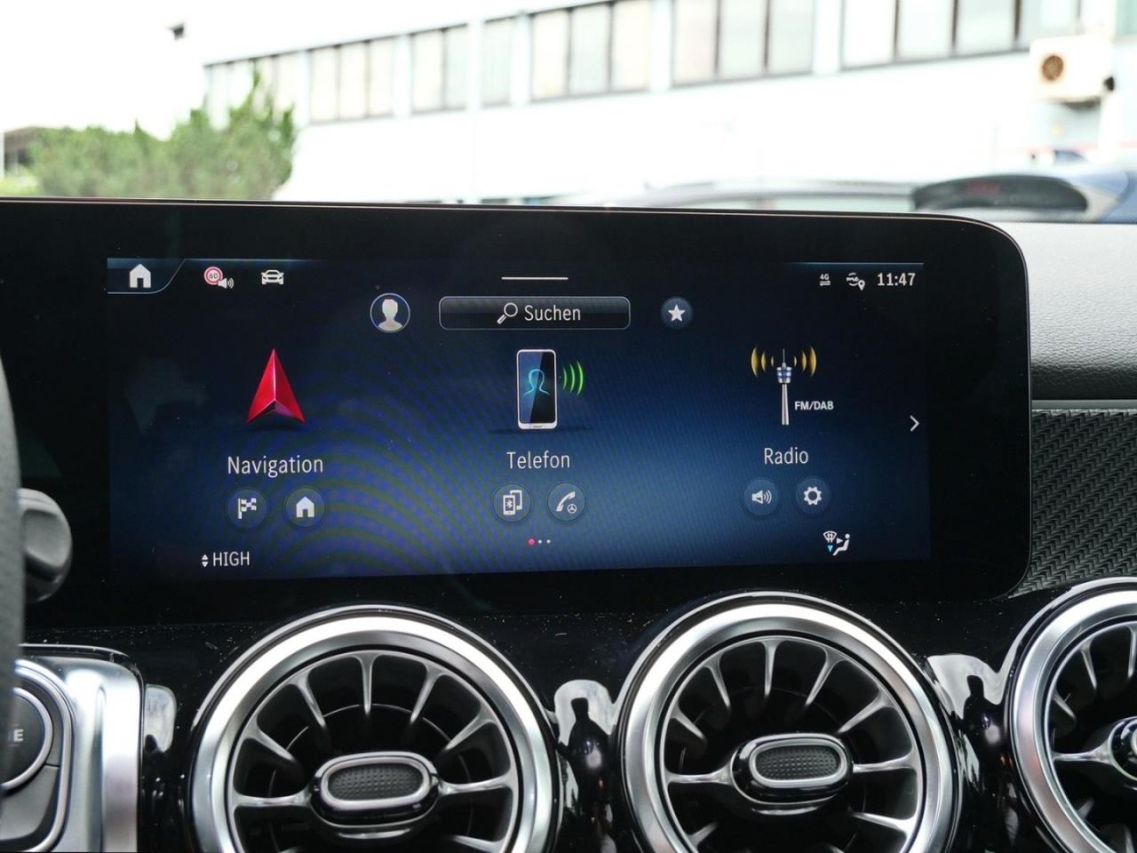 Mercedes-Benz GLB 180 d AMG Night Distronic Kamera Easy-Pack