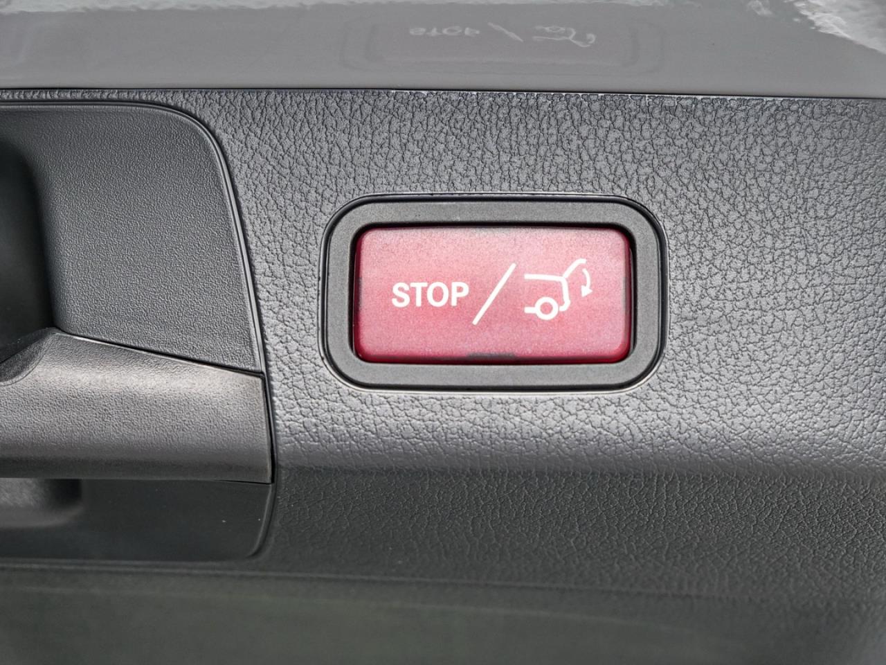 Mercedes-Benz GLB 180 d AMG Night Distronic Kamera Easy-Pack