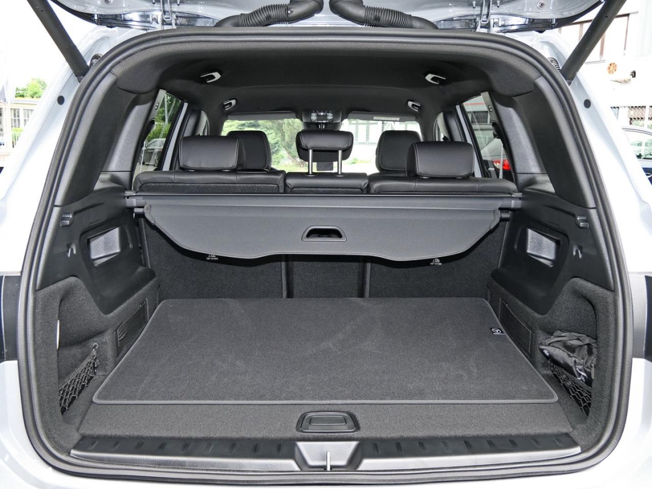 Mercedes-Benz GLB 180 d AMG Night Distronic Kamera Easy-Pack