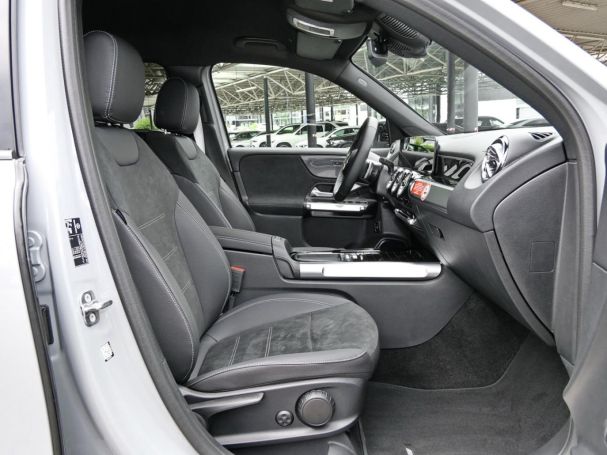 Mercedes-Benz GLB 180 d AMG Night Distronic Kamera Easy-Pack