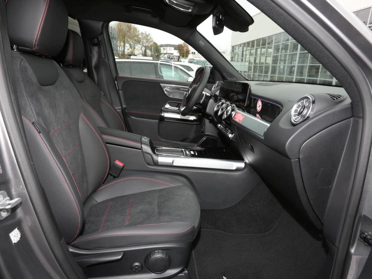 Mercedes-Benz GLB 180 d AMG Night Navi AHK Advanced Sound