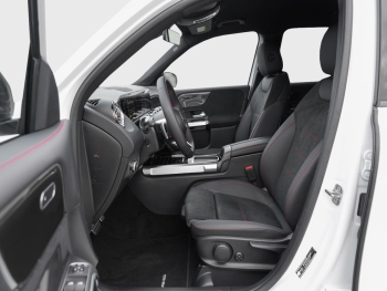 Mercedes-Benz GLB 180 AMG Night Navi Distronic AHK Kamera