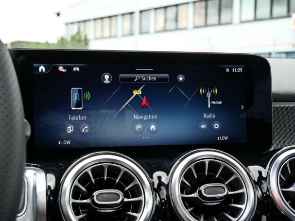 Mercedes-Benz GLB 180 AMG Navi Panorama Kamera AHK NP 59.030