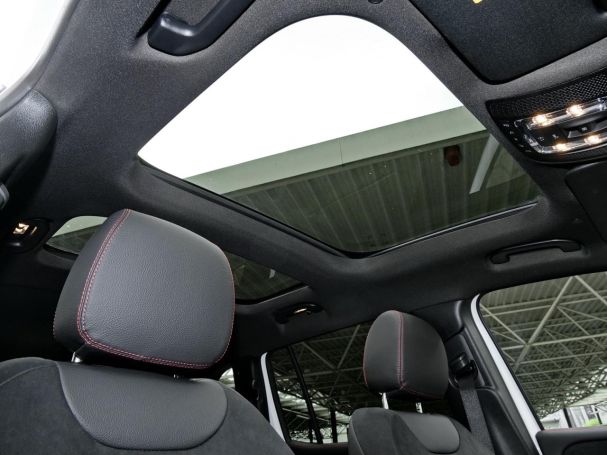Mercedes-Benz GLB 180 AMG Navi Panorama Kamera AHK NP 59.030