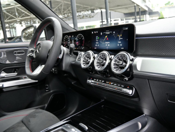 Mercedes-Benz GLB 180 AMG Navi Panorama Kamera AHK NP 59.030