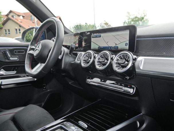 Mercedes-Benz GLB 180 AMG Panorama Memory Head-Up 360?
