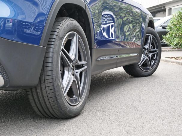 Mercedes-Benz GLB 180 AMG Panorama Memory Head-Up 360?