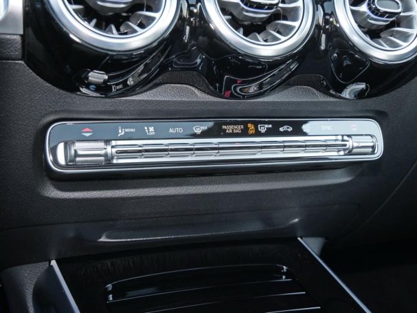 Mercedes-Benz GLB 200 d 4M AMG Night Panorama Kamera AHK