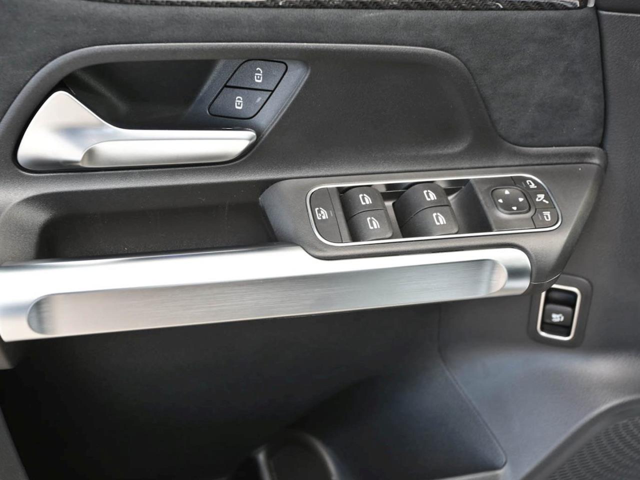 Mercedes-Benz GLB 200 d AMG Night MBUX Navi-Prem. Kamera AHK