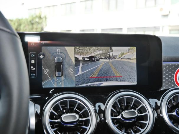 Mercedes-Benz GLB 200 d Progressive Distronic Panorama 360°