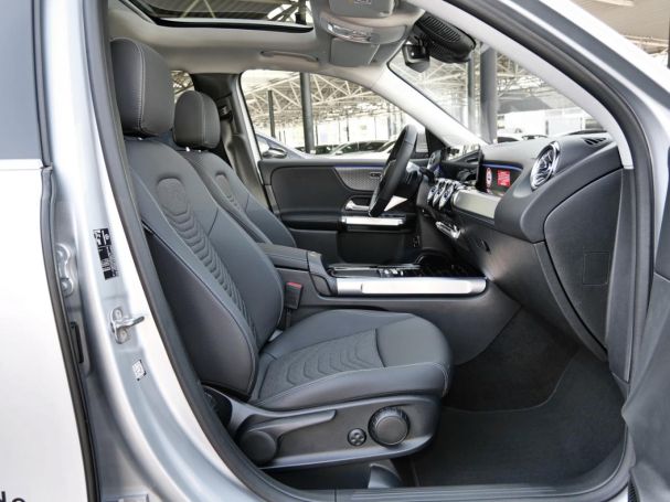Mercedes-Benz GLB 200 d Progressive Distronic Panorama 360°