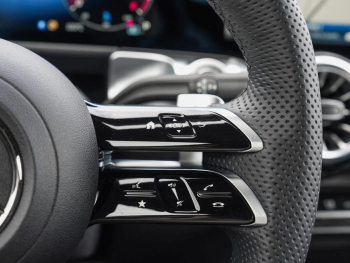 Mercedes-Benz GLB 200 d AMG Night MBUX Navi Kamera EasyPack AHK