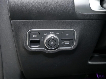 Mercedes-Benz GLB 200 d AMG Night MBUX Navi Kamera EasyPack AHK