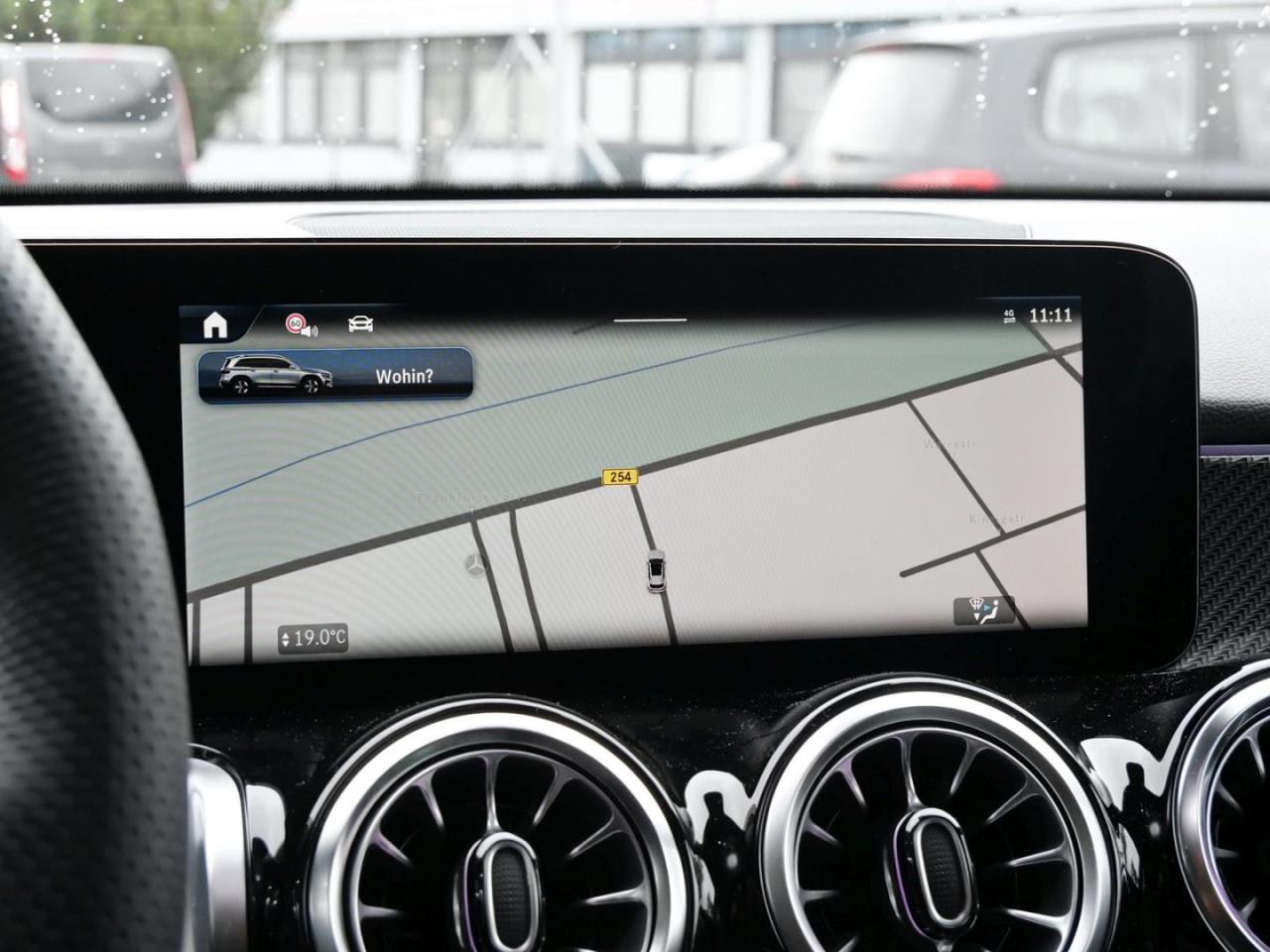 Mercedes-Benz GLB 200 d AMG Night MBUX Navi Kamera EasyPack AHK