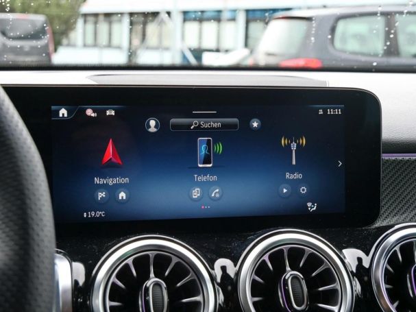 Mercedes-Benz GLB 200 d AMG Night MBUX Navi Kamera EasyPack AHK