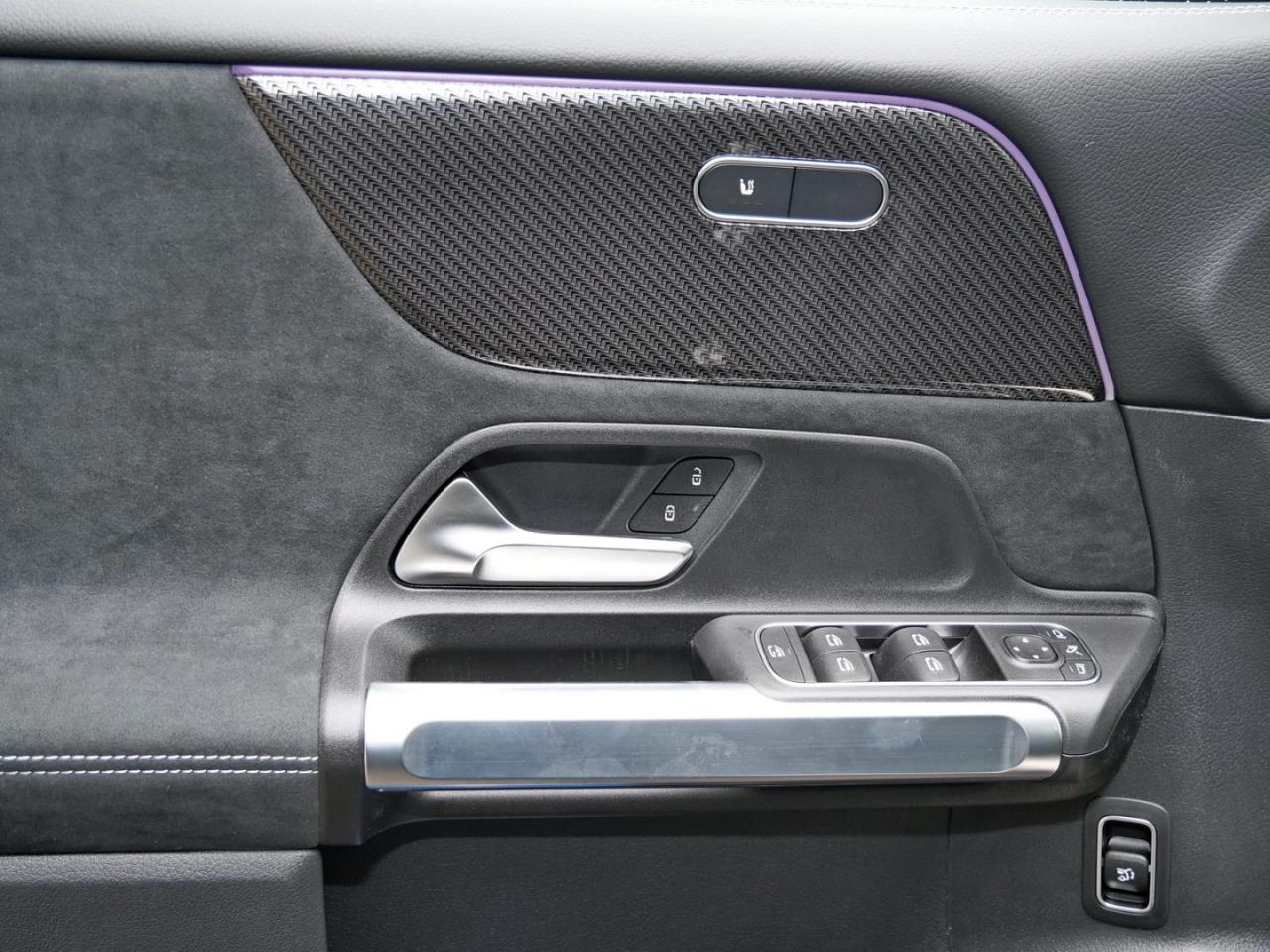 Mercedes-Benz GLB 200 d AMG Night MBUX Navi Kamera EasyPack AHK