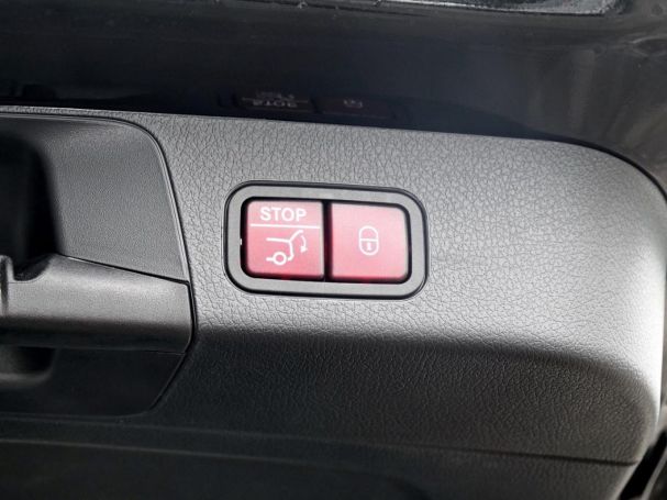 Mercedes-Benz GLB 200 d AMG Night MBUX Navi Kamera EasyPack AHK