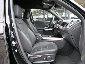 Mercedes-Benz GLB 200 d AMG Night MBUX Navi Kamera EasyPack AHK