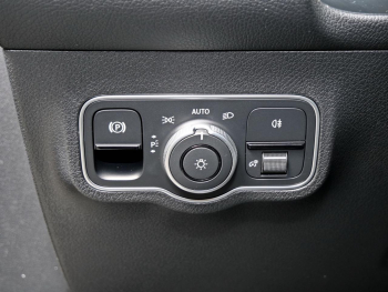 Mercedes-Benz GLB 200 d AMG Night Navi Kamera AHK