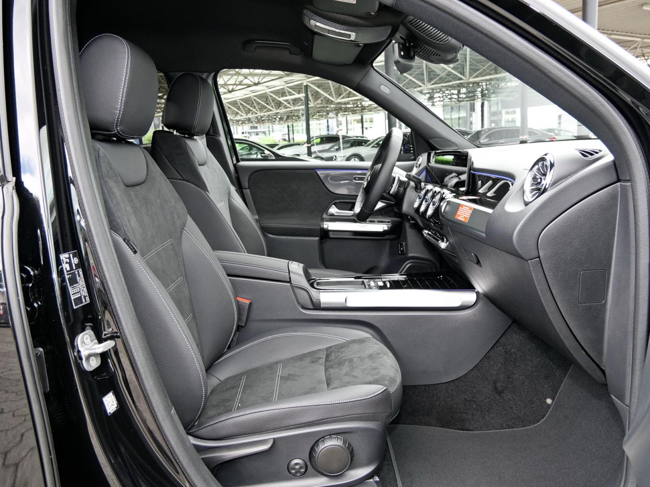 Mercedes-Benz GLB 200 d AMG Night Navi Kamera AHK