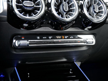 Mercedes-Benz GLB 200 d AMG Night MBUXNavi Easy-Pack AHK 360°