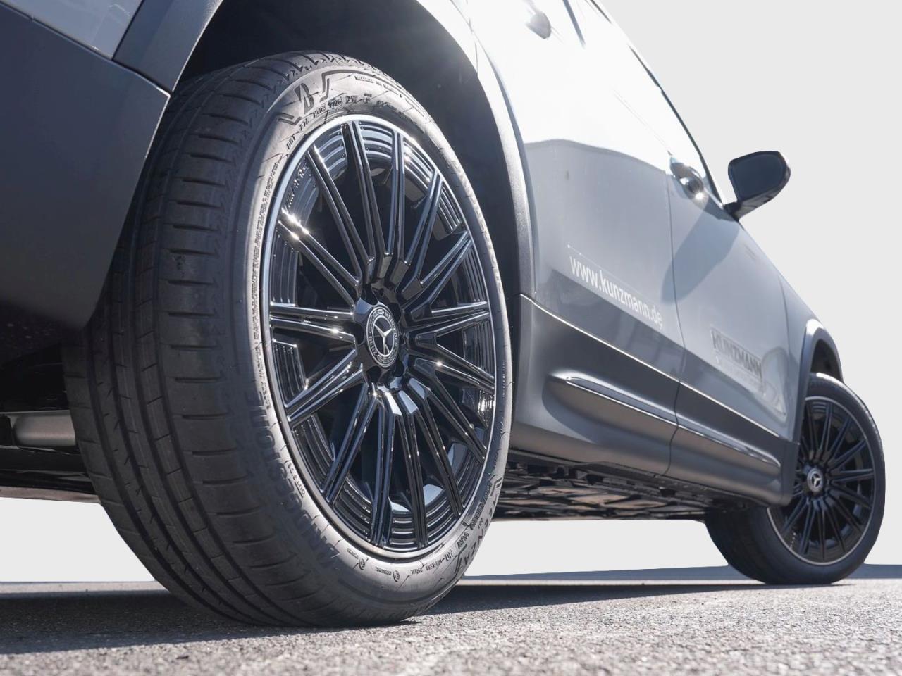 Mercedes-Benz GLB 200 d AMG Night MBUXNavi Easy-Pack AHK 360°