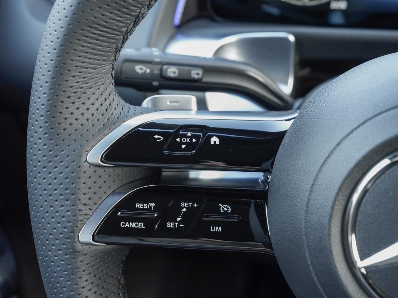 Mercedes-Benz GLB 200 d AMG Night MBUXNavi Easy-Pack AHK 360°