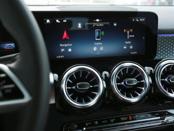 Mercedes-Benz GLB 200 d Progressive Distronic 360° AHK EasyP