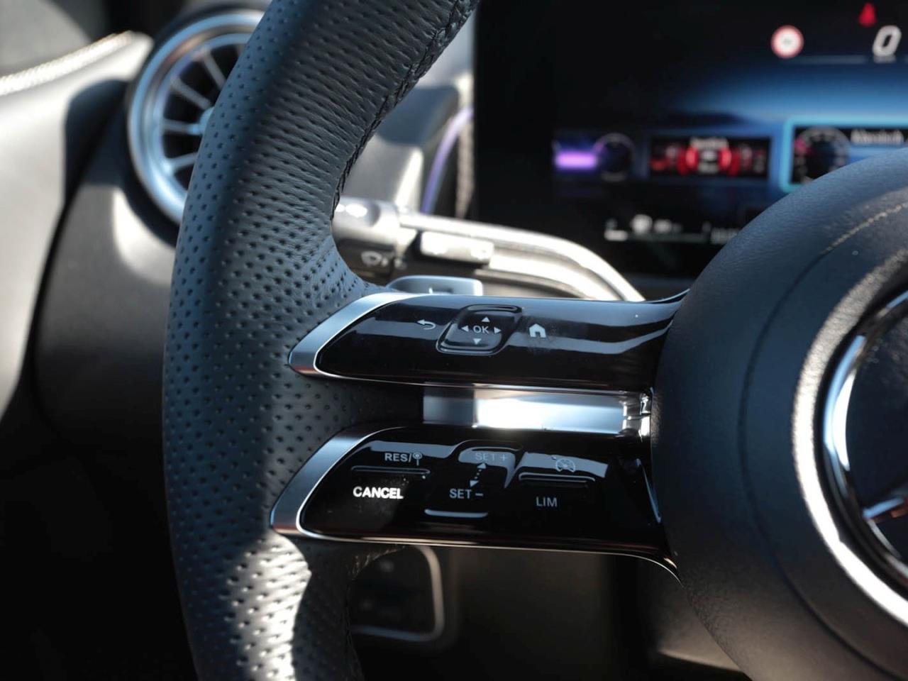 Mercedes-Benz GLB 200 d AMG Night MBUXNavi Easy-Pack AHK 360°