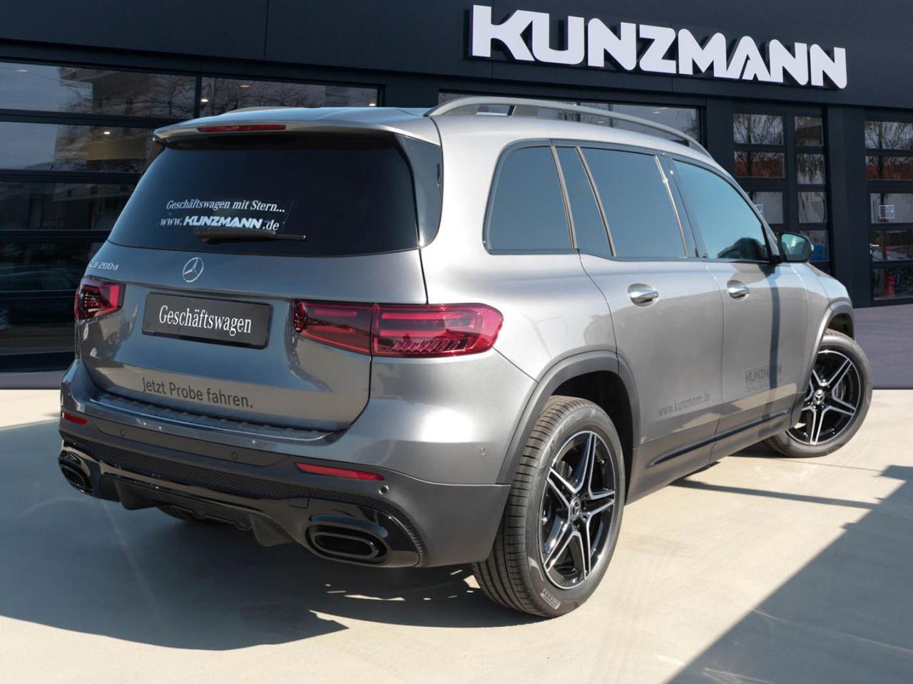 Mercedes-Benz GLB 200 d AMG Night MBUXNavi Easy-Pack AHK 360°