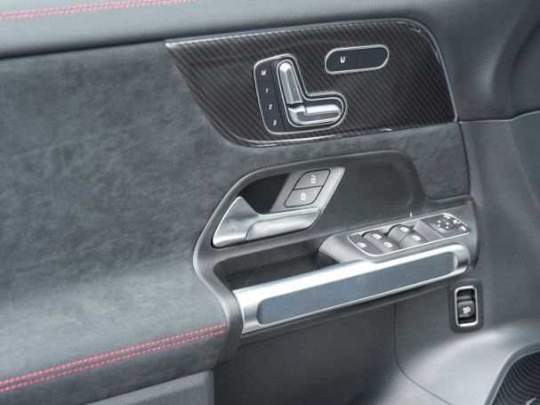 Mercedes-Benz GLB 200 d AMG Distronic Panorama AHK 360? EasyP