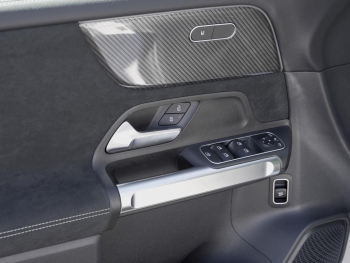 Mercedes-Benz GLB 200 d AMG Night Navi Kamera AHK Winter-Paket