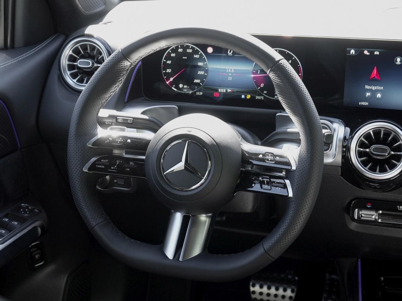 Mercedes-Benz GLB 200 d AMG Night Navi Kamera AHK Winter-Paket