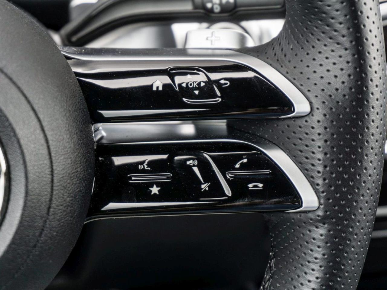 Mercedes-Benz GLB 200 d AMG Distronic Panorama Multibeam 360°