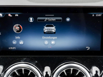 Mercedes-Benz GLB 200 d AMG Distronic Panorama Multibeam 360°