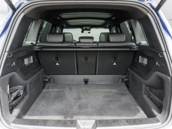 Mercedes-Benz GLB 200 d AMG Distronic Panorama Multibeam 360°