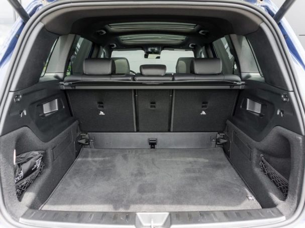 Mercedes-Benz GLB 200 d AMG Distronic Panorama Multibeam 360°