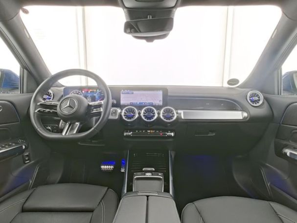 Mercedes-Benz GLB 200 d AMG Distronic Panorama Multibeam 360°