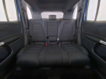 Mercedes-Benz GLB 200 d AMG Distronic Panorama Multibeam 360°