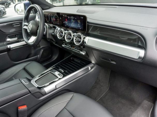Mercedes-Benz GLB 200 d AMG Distronic Panorama Multibeam 360°