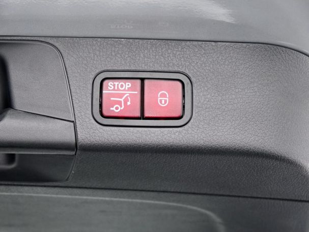 Mercedes-Benz GLB 200 Progressive Panorama Distronic Kamera