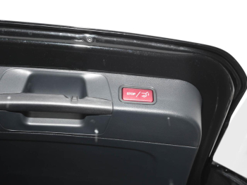 Mercedes-Benz GLB 200 AMG Night 360° AHK Easy Pack 7-Sitzer