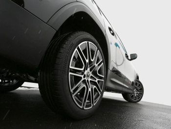 Mercedes-Benz GLB 200 AMG Night 360° AHK Easy Pack 7-Sitzer