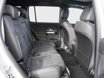 Mercedes-Benz GLB 200 AMG Night Panorama 360°EasyPack AHK 7-Si