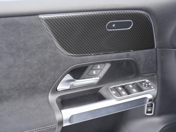 Mercedes-Benz GLB 200 AMG Night Panorama 360°EasyPack AHK 7-Si