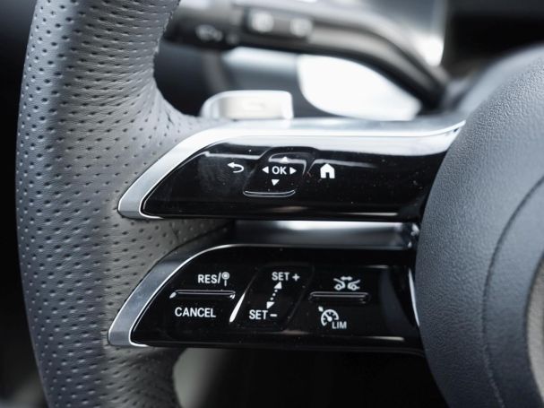 Mercedes-Benz GLB 200 AMG Night Panorama 360°EasyPack AHK 7-Si