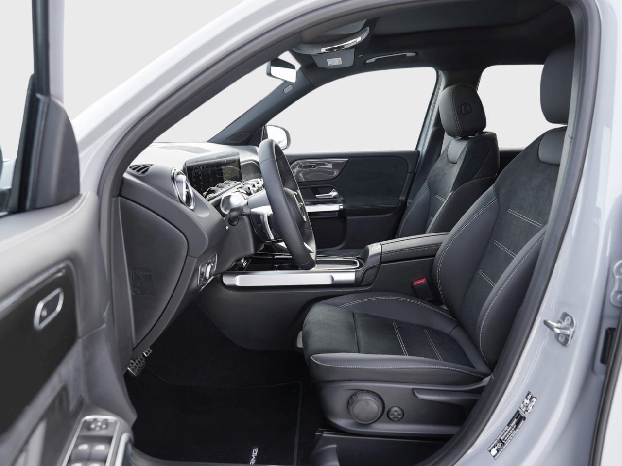 Mercedes-Benz GLB 200 AMG Night Panorama 360°EasyPack AHK 7-Si