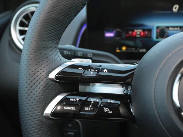 Mercedes-Benz GLB 200 AMG Night Panorama Easy-Pack 360° AHK